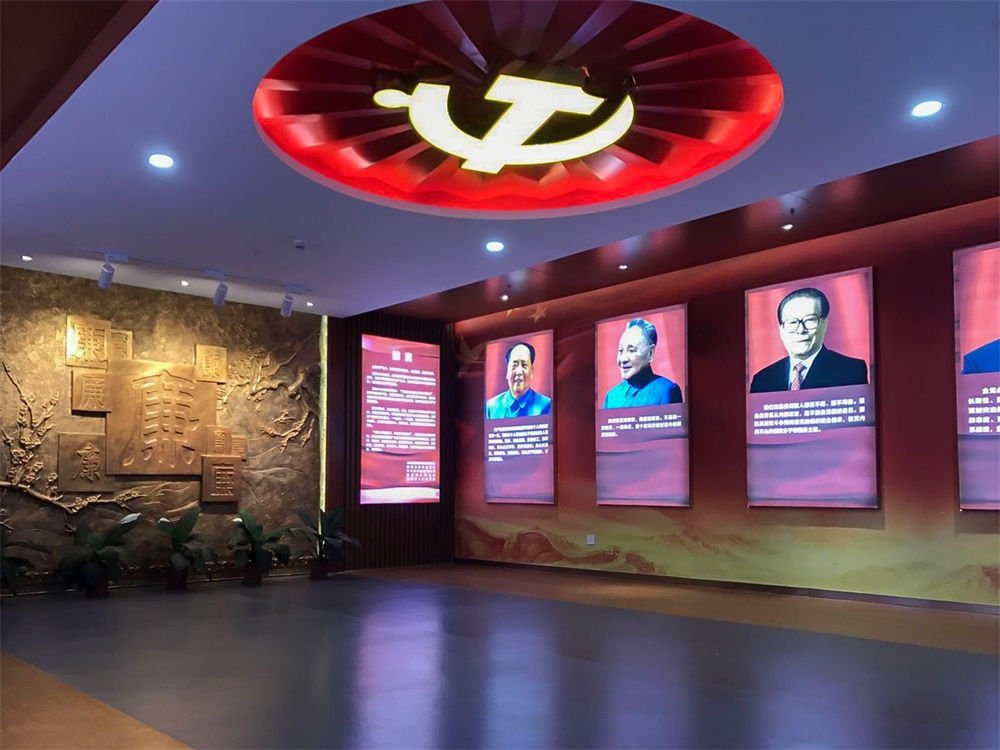 如何通過紅色展館設(shè)計(jì)展示黨的科技創(chuàng)新和科技發(fā)展成果？