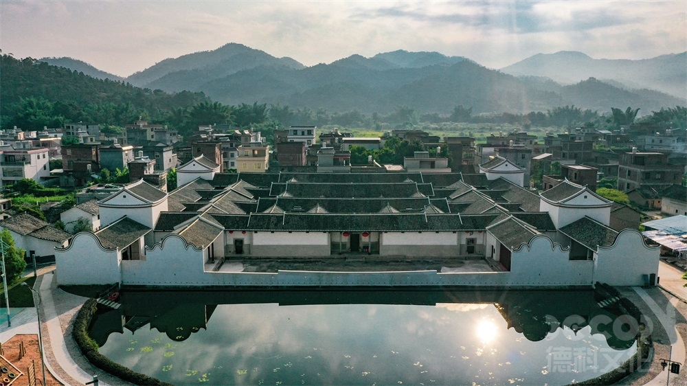 如何在展館裝修中運(yùn)用復(fù)古藝術(shù)品進(jìn)行裝飾？